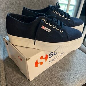 Superga platform sneakers tennis shoes - navy blue. 9.5